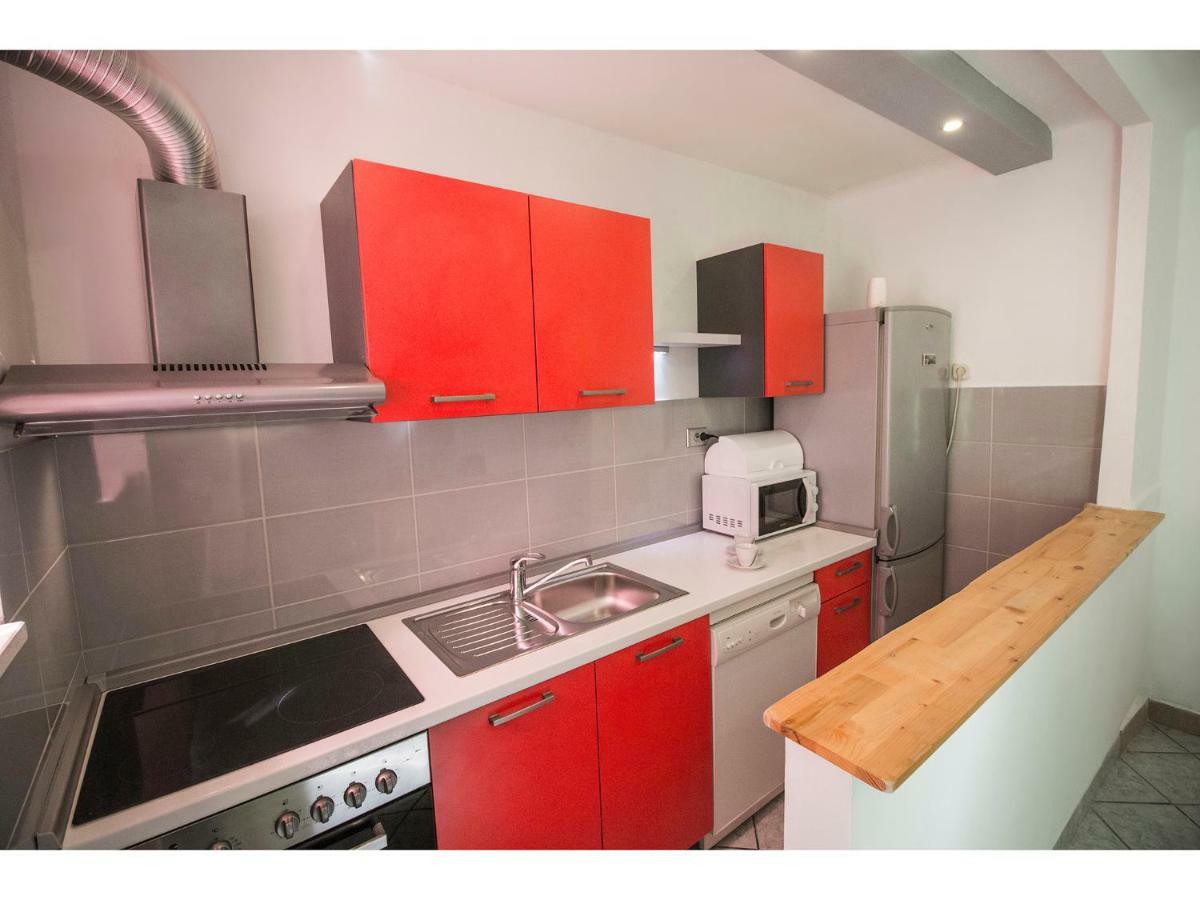 Nemo Apartment *